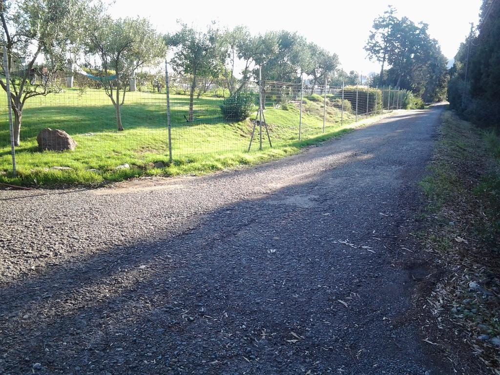 Al Sole Di Pula Bed & Breakfast Exterior foto